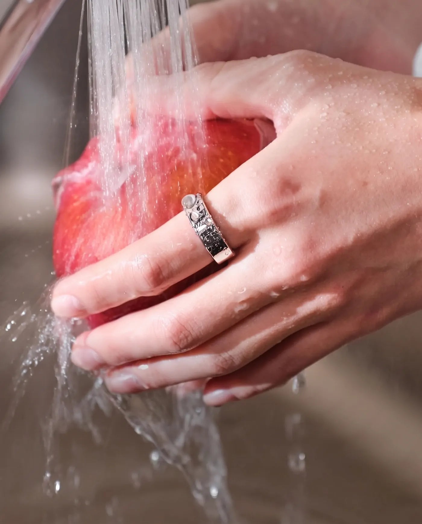 Suna Ring in Silver, product photo 11