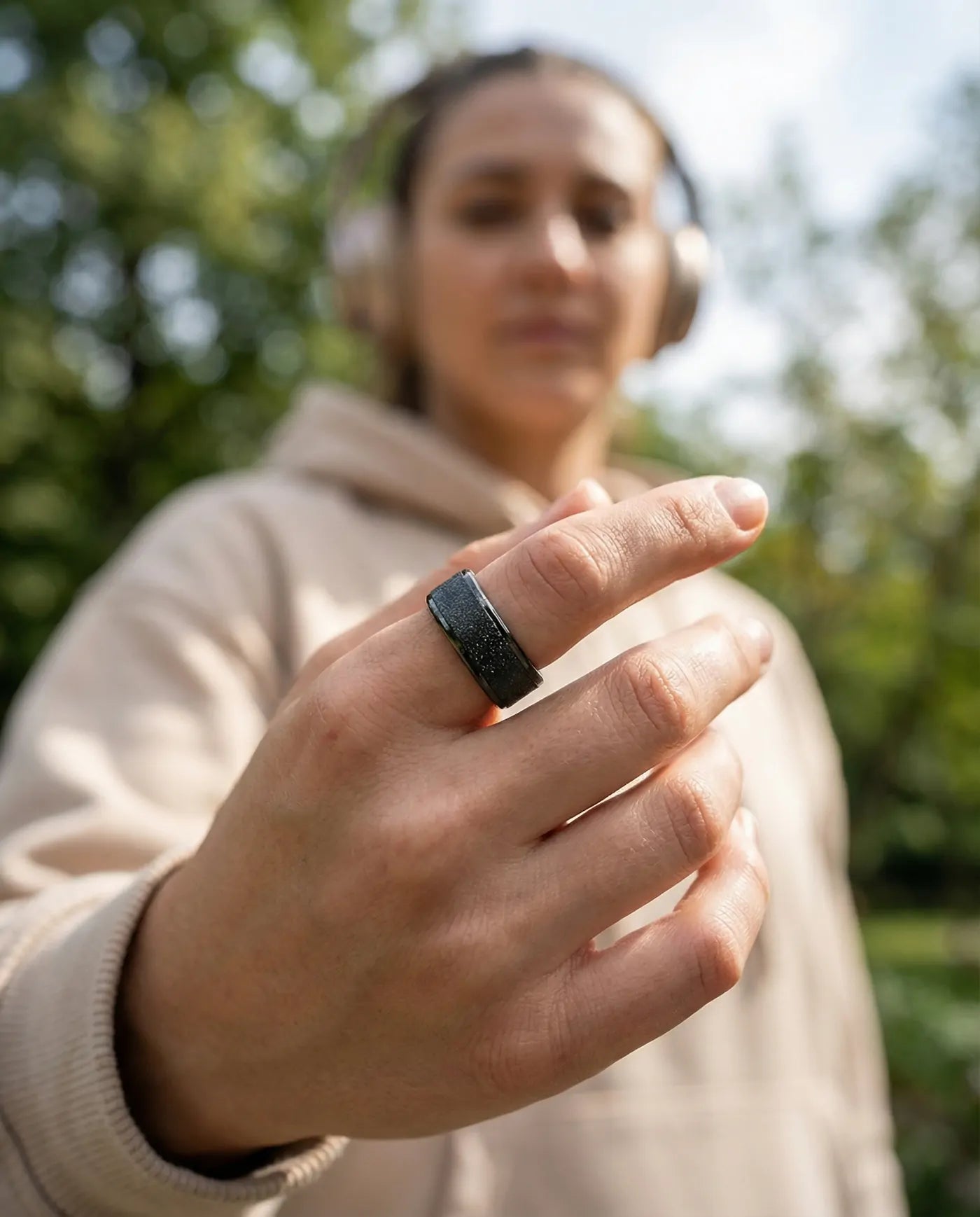 Suna Ring in Frosted Black, product photo 41